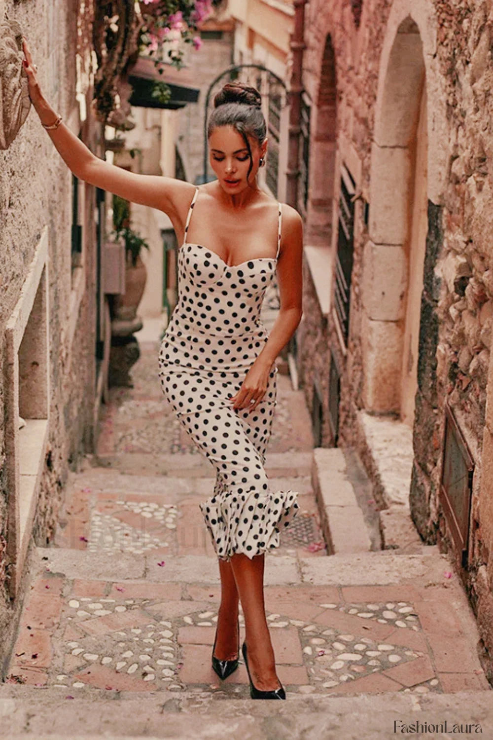 Polka Dot Pleated Slim Waist Strappy Maxi Dress