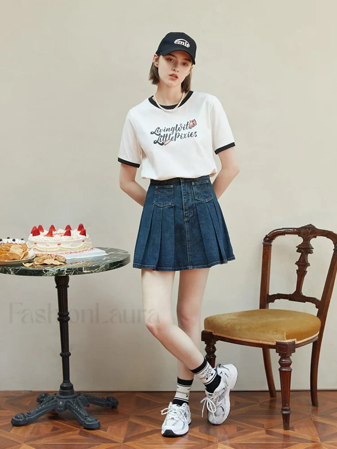 Retro Letter Creative Print Cotton T-Shirt Secondary image