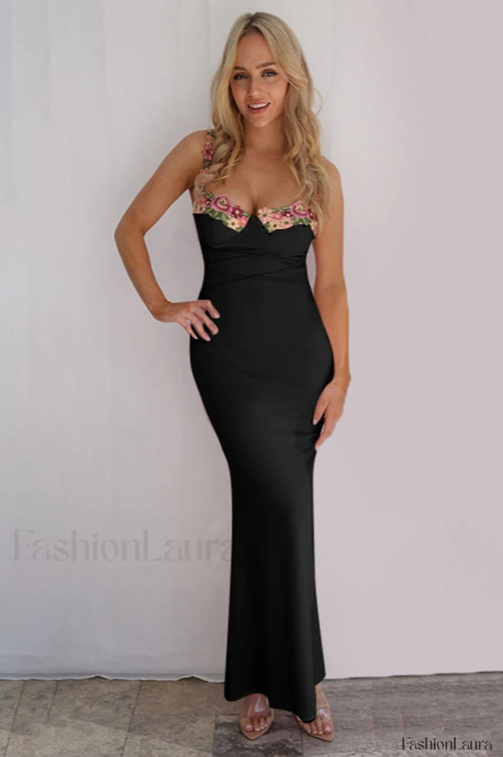 Rowan Bodycon Stylish Maxi Dress S / Black