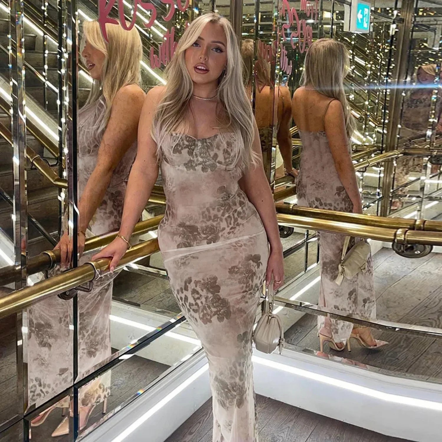 Sexy Elegant Spaghetti Strap Floral Dress Secondary image