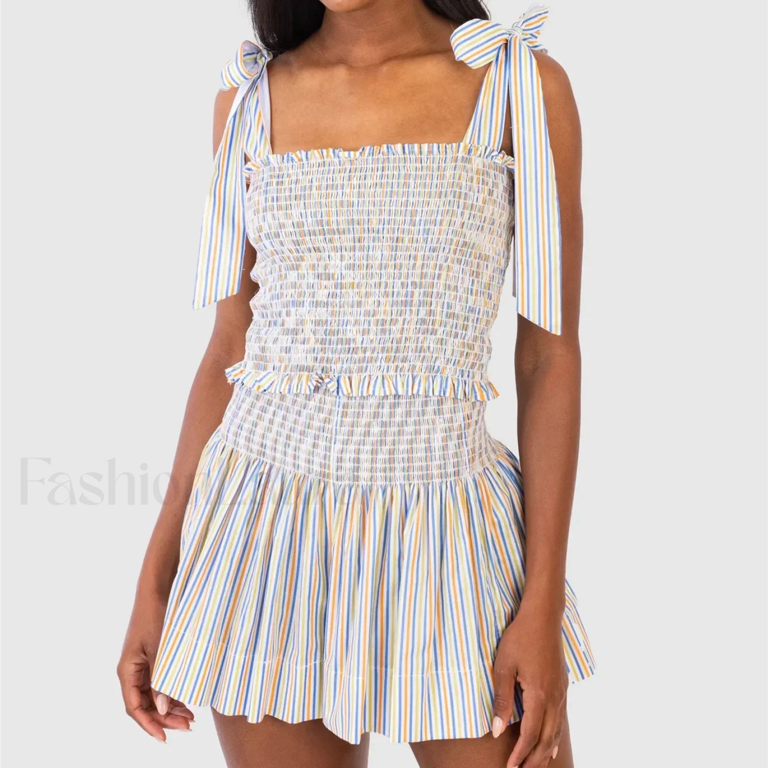 Shirred Tie Shoulder Crop Cami Elastic Waist Shorts Two Piece Set gray / S