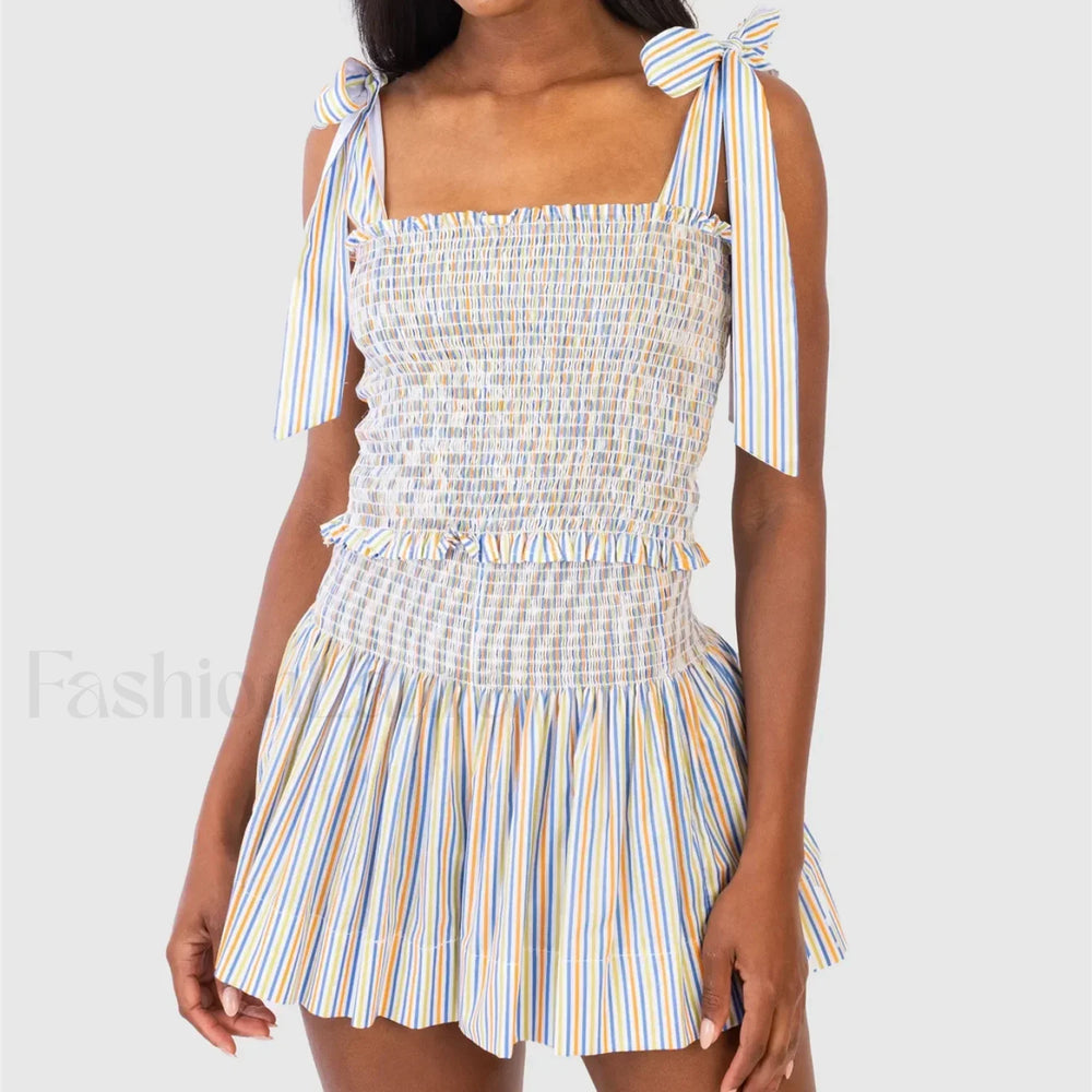 Shirred Tie Shoulder Crop Cami Elastic Waist Shorts Two Piece Set gray / S