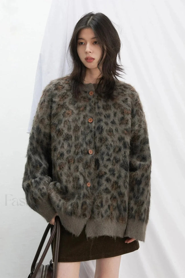 Single Breasted Leopard Print Cardigan Main image