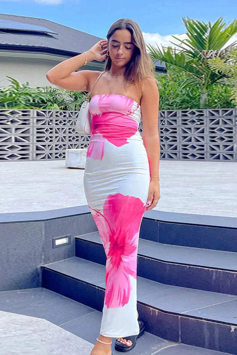 Slim Fit Floral Vacation Style Hip Floral Dress