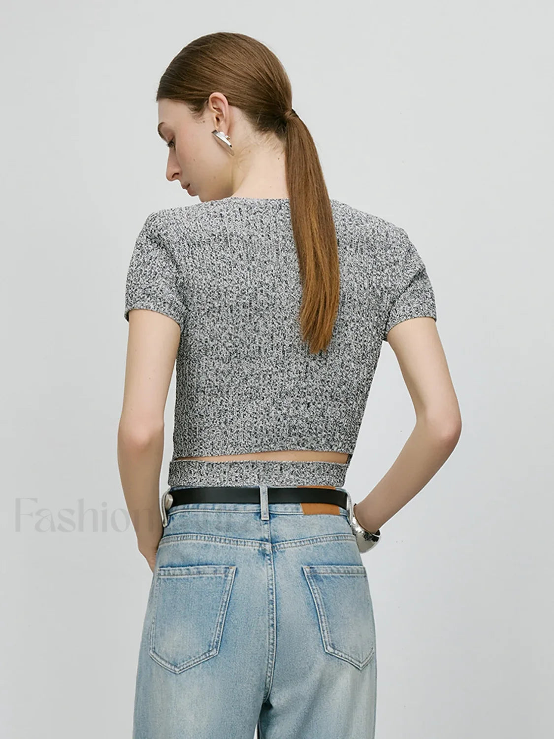 Slim Fit Knitted Grey Round Neck T-Shirt Secondary image