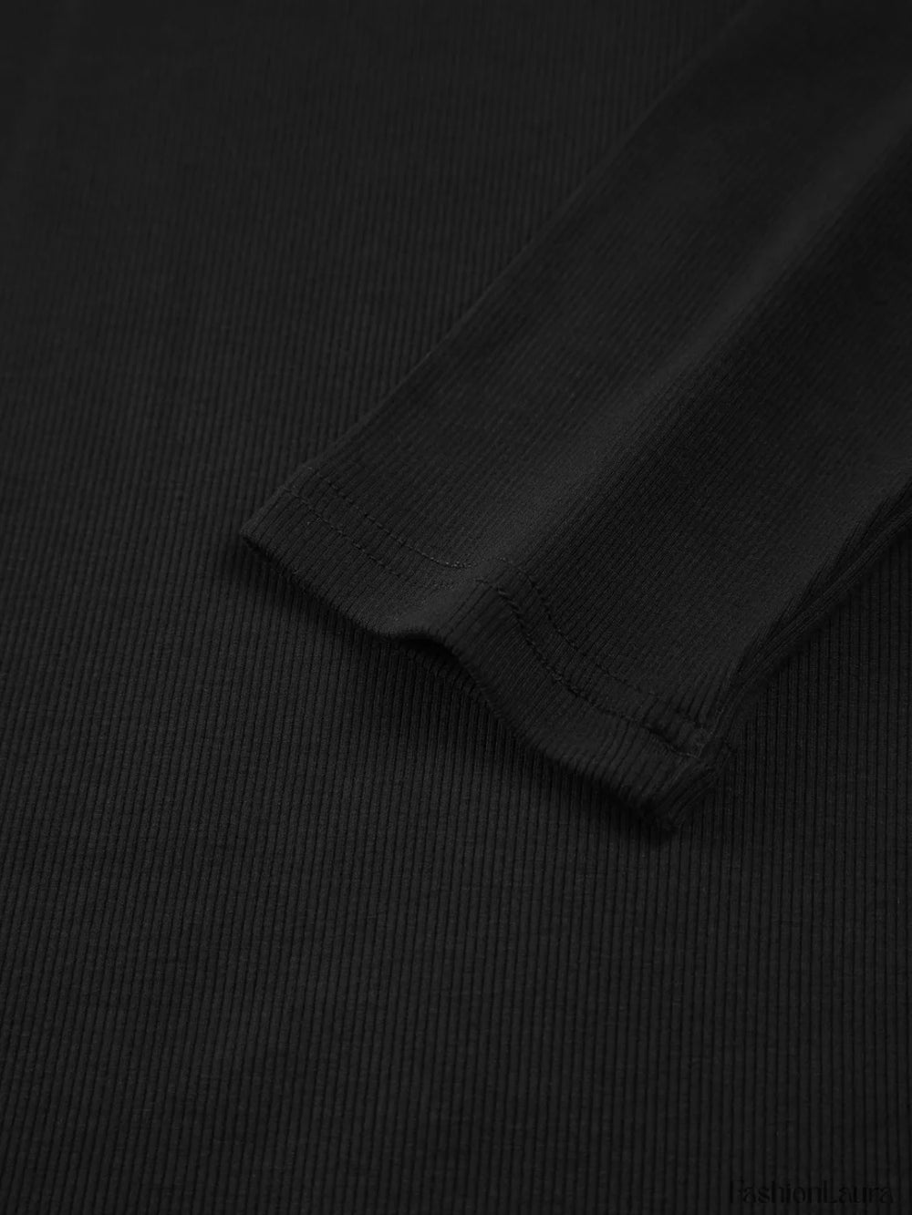 Sliver Lining Contrast Neckline Long Sleeve Top T Shirts