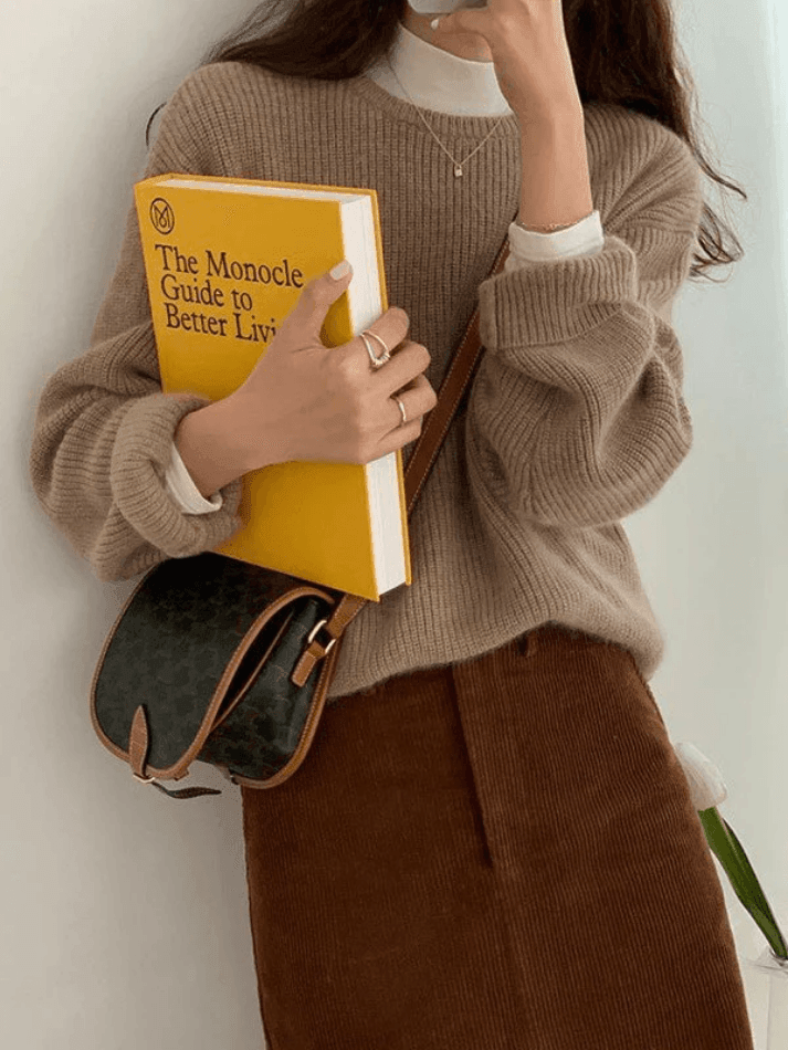 Solid Color Crew Neck Pullover Sweater Secondary image