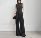 Solid Sleeveless Turtleneck Slim T Shirt Black / S