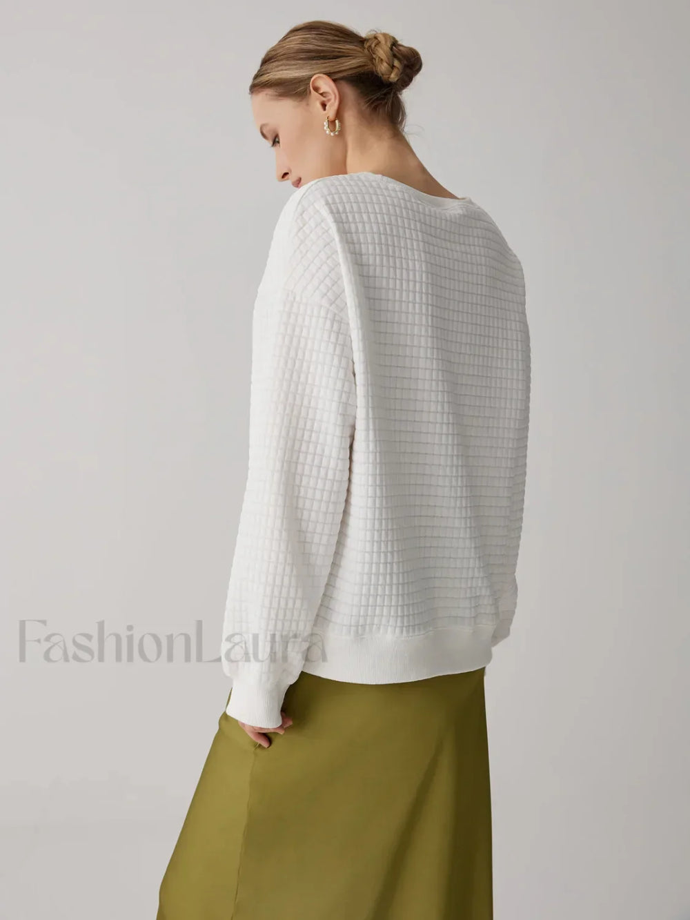 Solid Textured Graceful Crew Neck Sweatshirt Sweatshirts