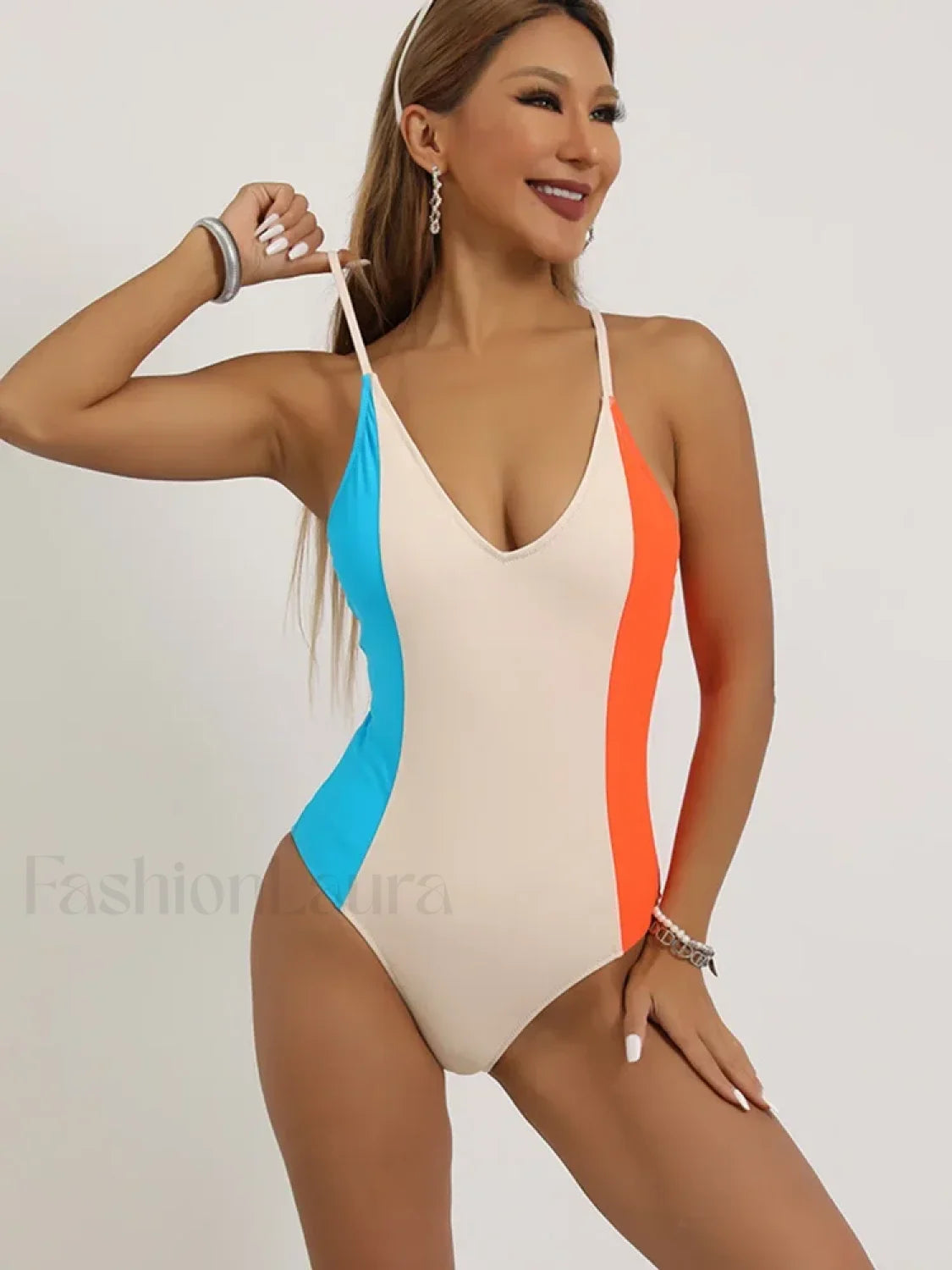 Spliced Contrast Color One Piece Secondary image