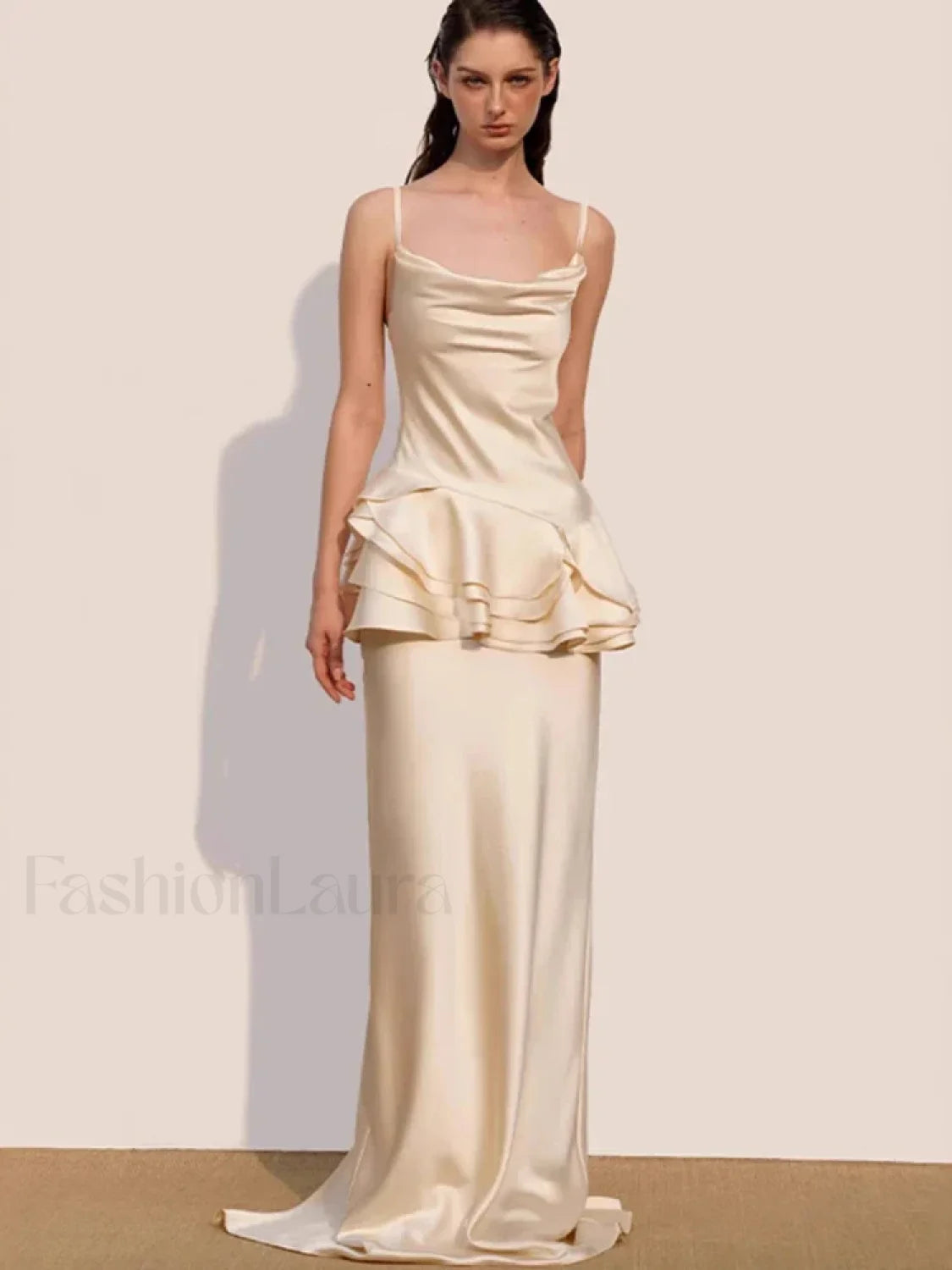 Swing Neck Ruffle Backless Maxi Dress Secondary image