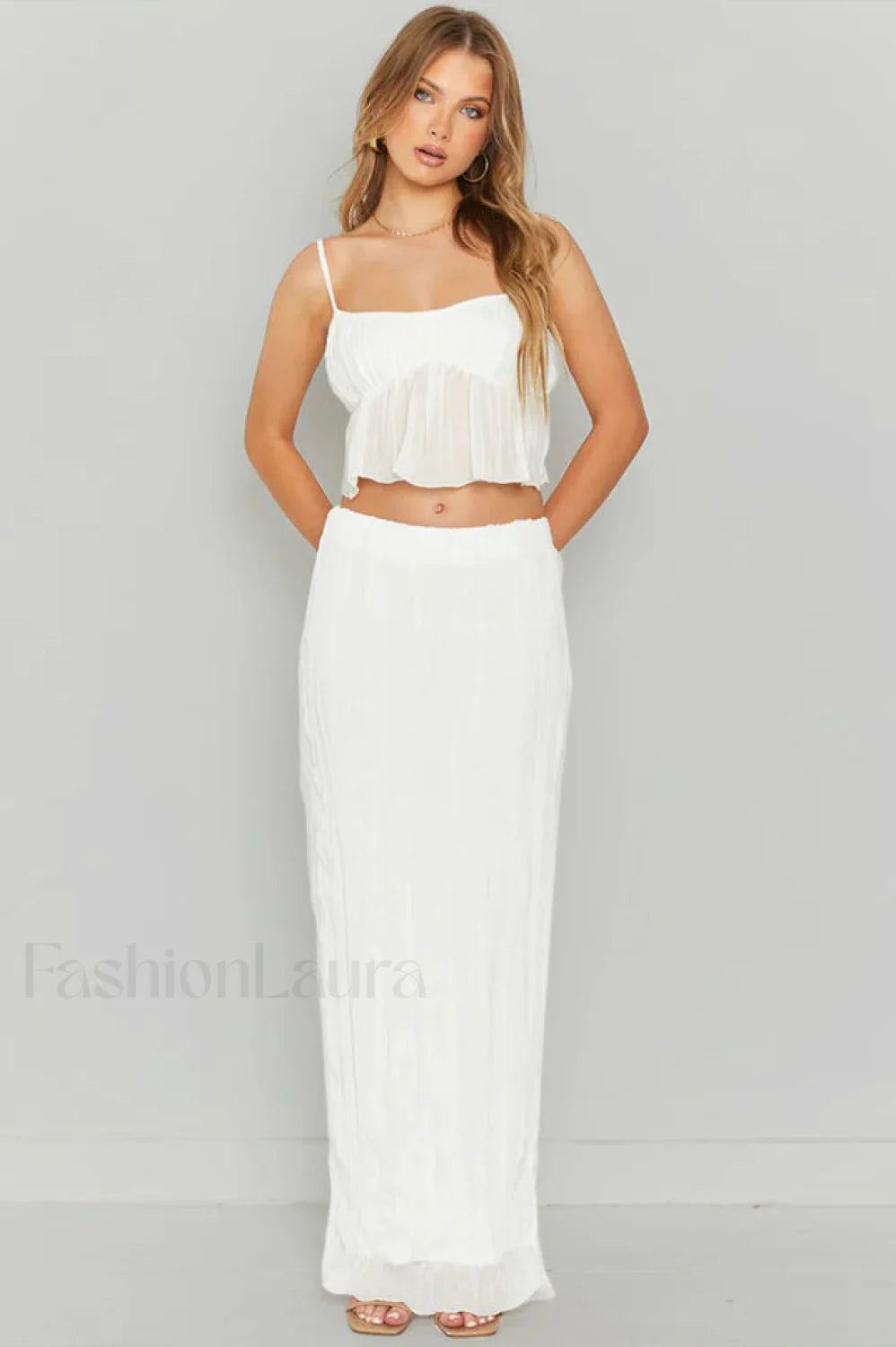 The Moment Top Charming + Skirt Set S / White