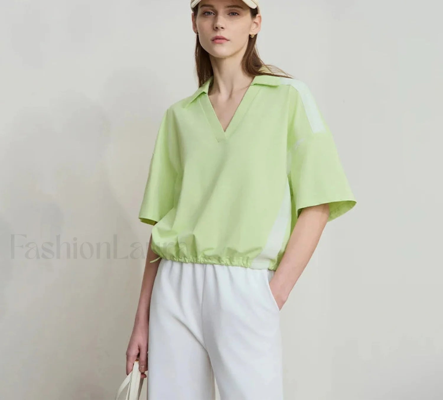 V-Neck Loose Short Sleeve Cotton T-Shirt Secondary image