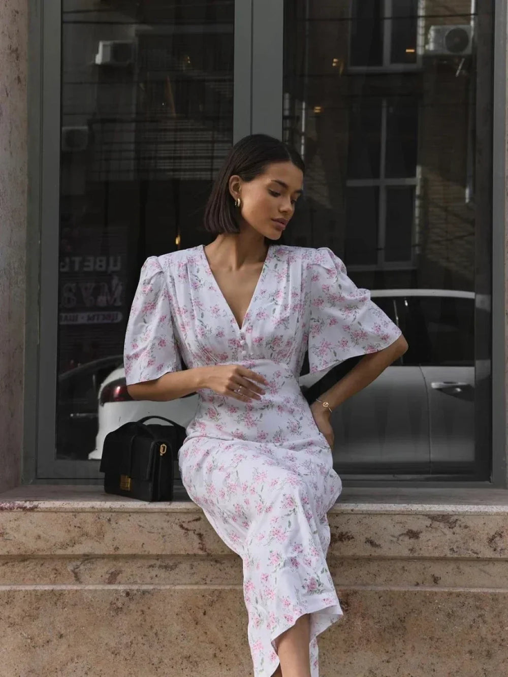 V Neck Slim Fit Floral Dress