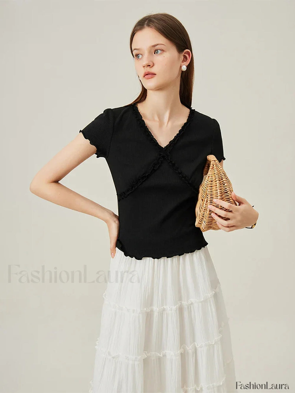 V Neck Slim Lace Patchwork Knit T Shirt Black / XS