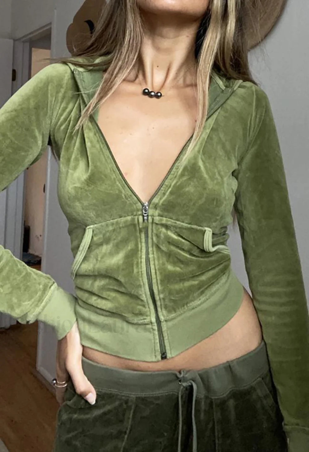 Velvet Zip Up Hoodie Sweatshirts & Hoodies L