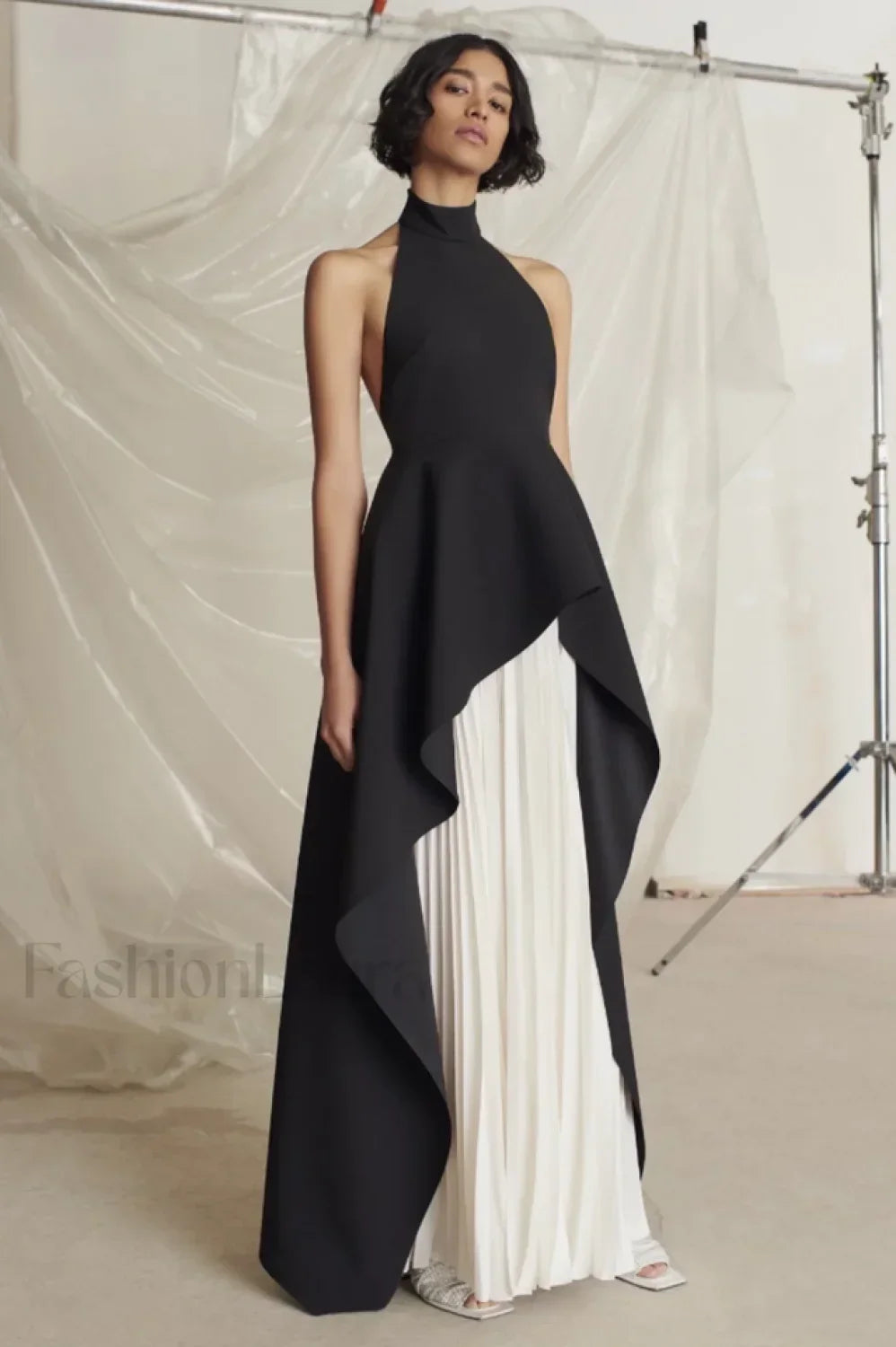 Victoria Layered Stylish Halter Gown Set Secondary image