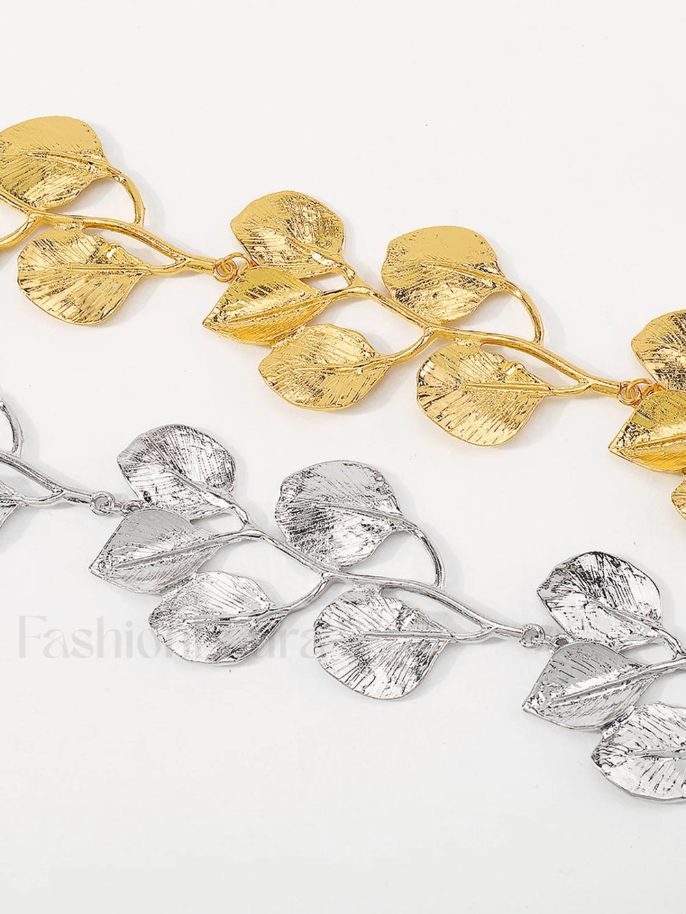 Vintage Alloy Graceful Leaf Design Necklace Gold / One Size Necklaces