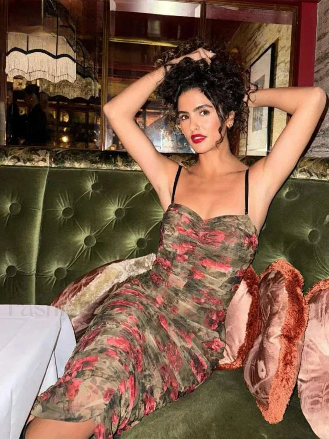 Vintage Shirring Bodycon Floral Dress Secondary image