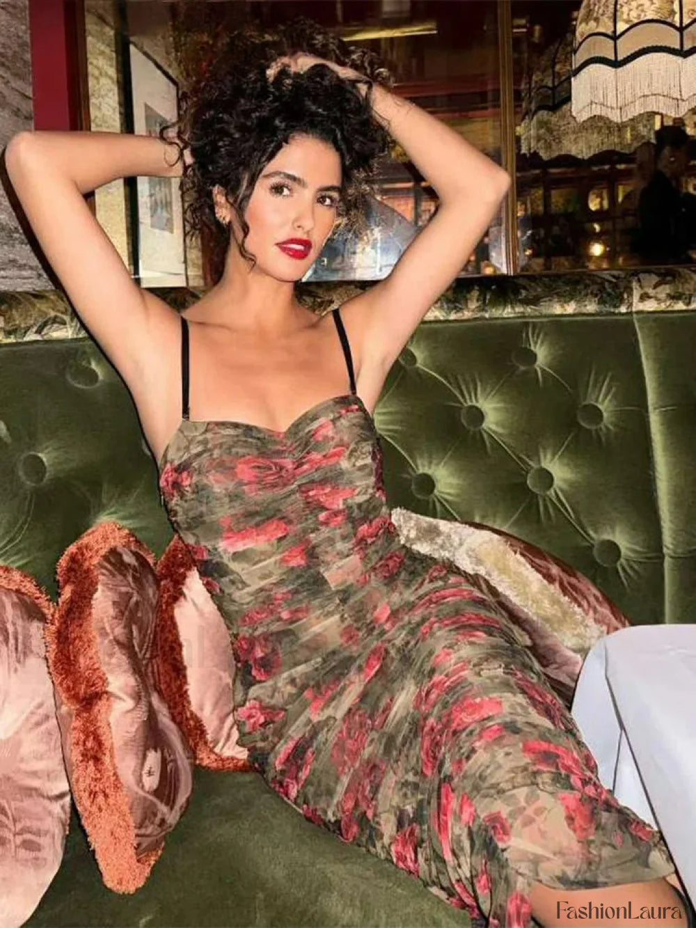 Vintage Shirring Bodycon Floral Dress Red / S