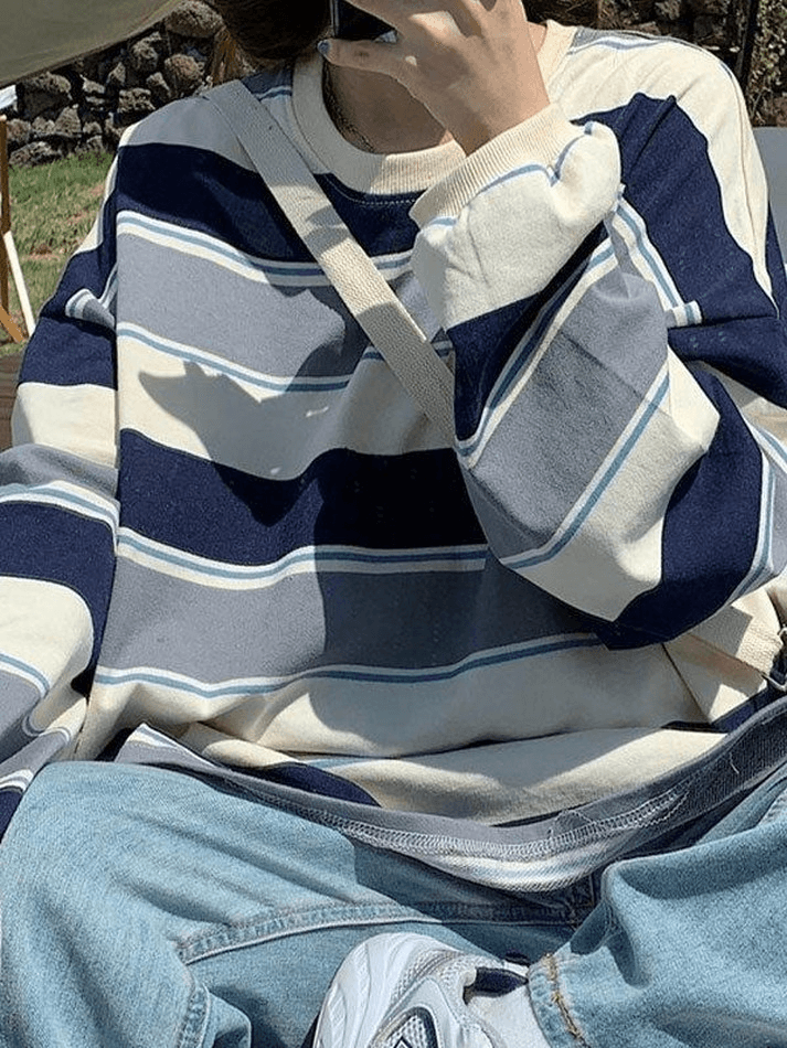 Vintage Striped Pullover Sweatshirt Off White / M Sweatshirts & Hoodies L