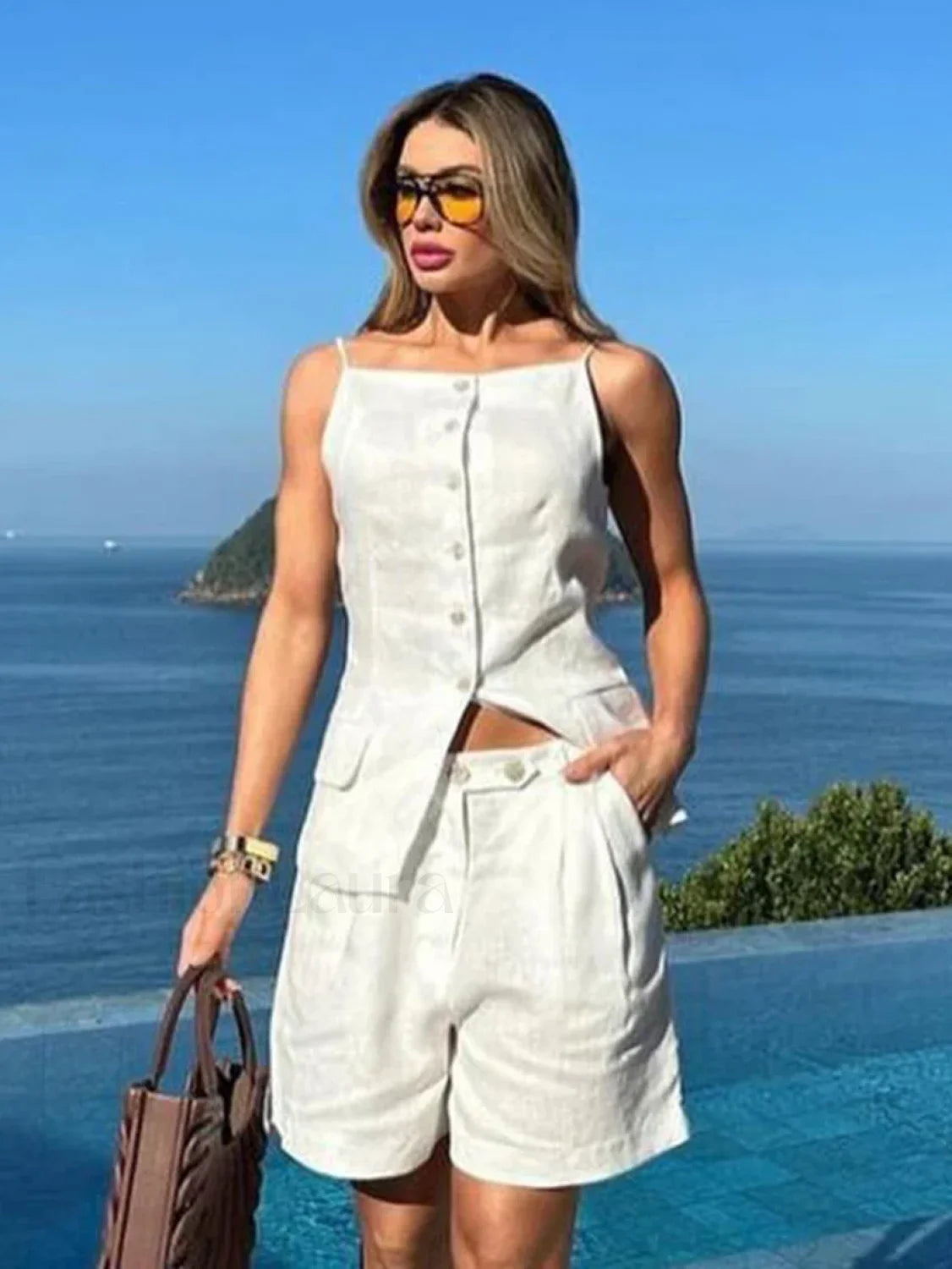 White Sleeveless Backless Shorts Two Piece Set Main image