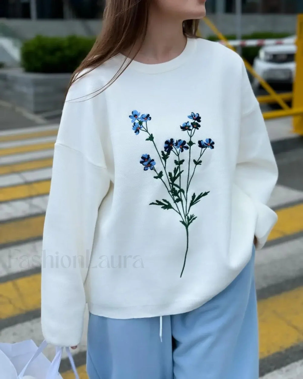 Women’s Flower Print Knitted Casual Round Neck Long Sleeve Loose Sweater White / S Sweaters L