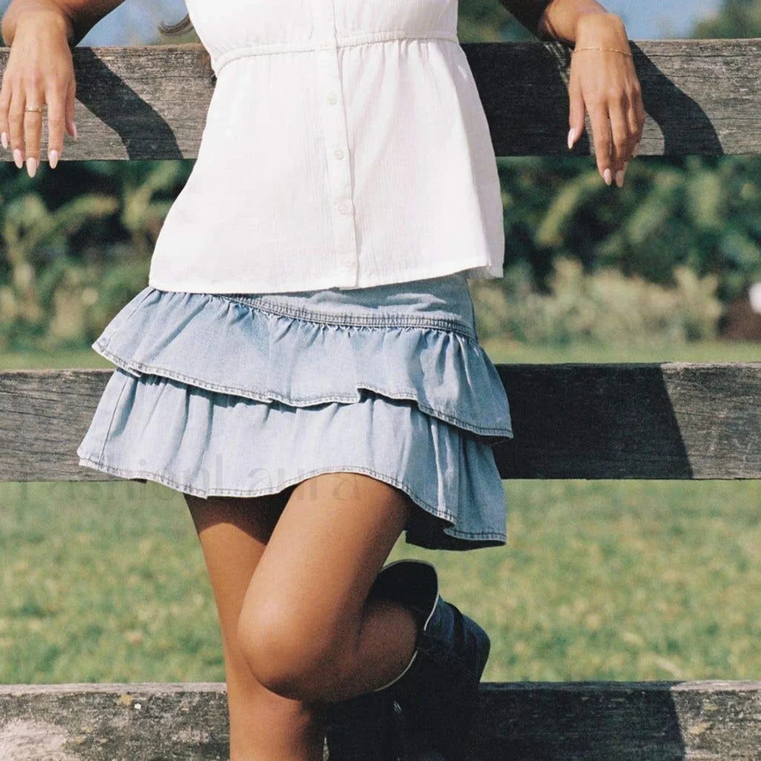 Zipper Ruffle Denim Skirt Blue / S
