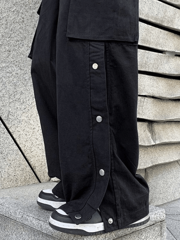 Buttoned Pocket Patch Cargo Pants